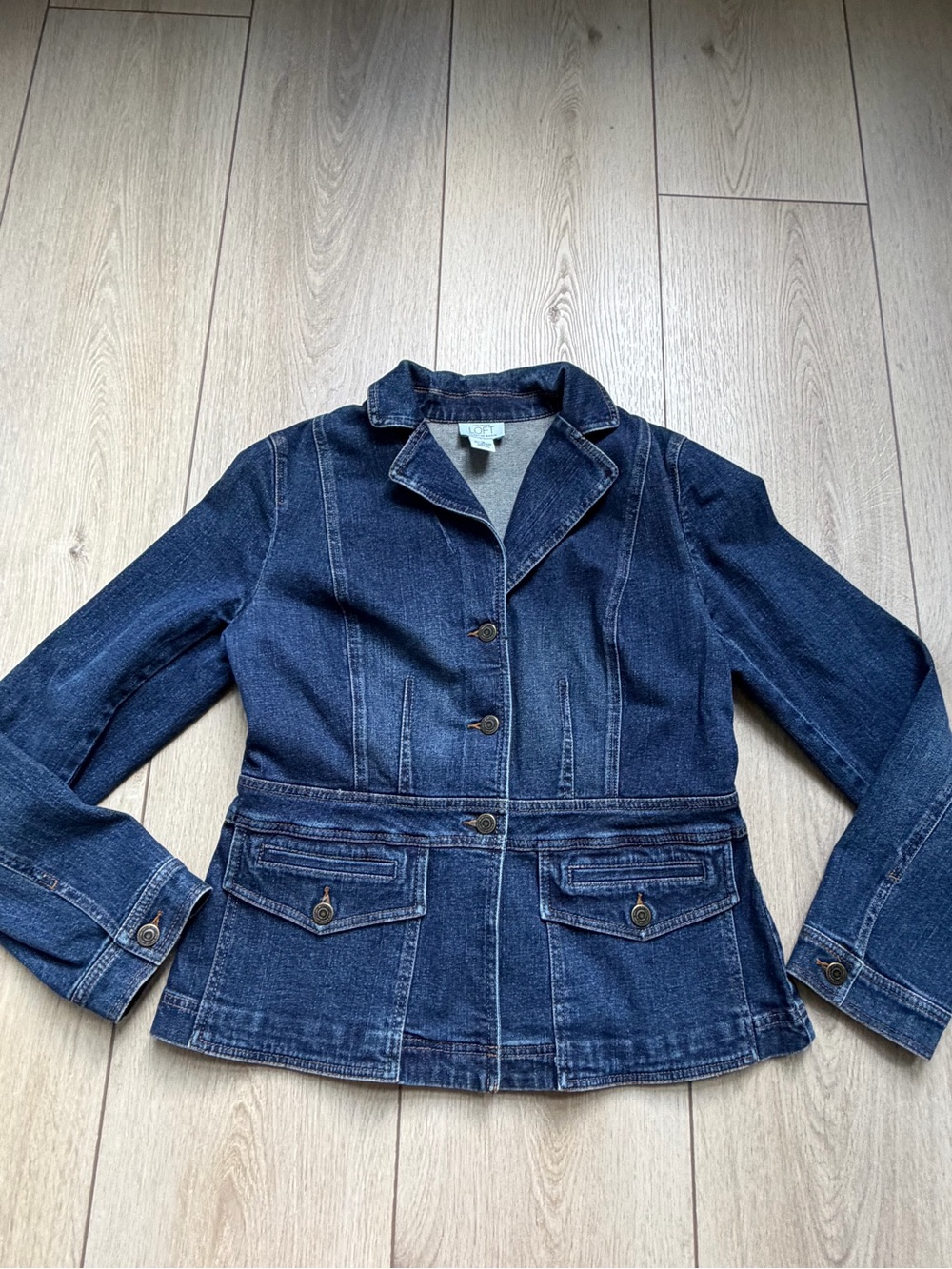 Ann Taylor LOFT Women's Blue Stretch Denim Jean Jacket Size 10 - Picture 6 of 9